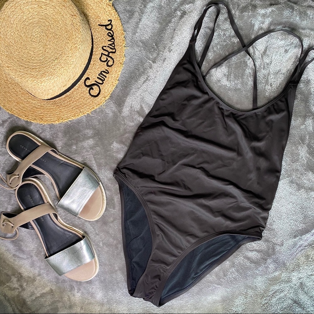•Like new• one-piece from Urban Outfitters